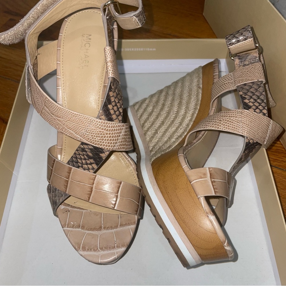 Michael Kors Mackay Women's Tan Wedge Sandals